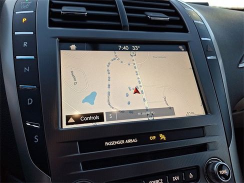 Used 2017 Lincoln MKZ Select w/ Select Plus Package image 18