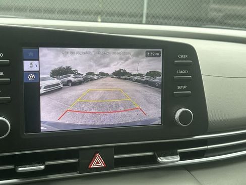 Used 2024 Hyundai Elantra SE FWD image 26