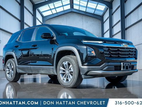 Used 2025 Chevrolet Equinox LT image 32