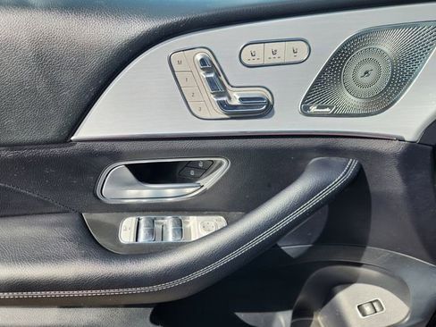 Used 2025 Mercedes-Benz GLS 450 4MATIC image 22