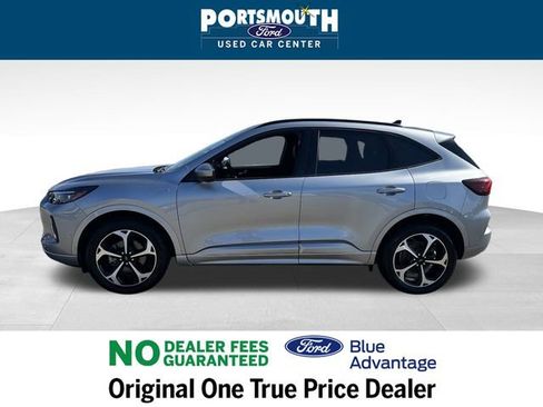 Certified 2023 Ford Escape ST-Line Elite w/ Premium Technology Package image 2