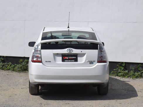 Used 2007 Toyota Prius w/ Pkg 3 FWD image 4
