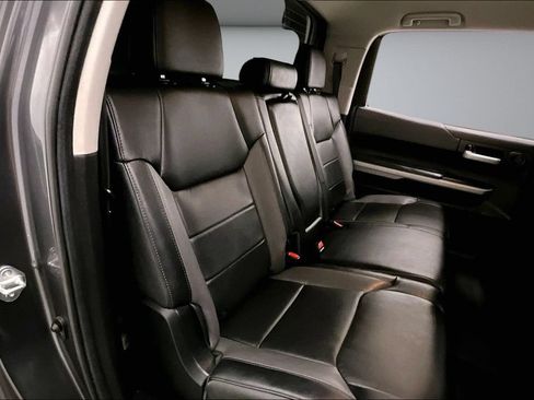 Used 2021 Toyota Tundra Limited w/ Limited Premium Package AWD/4WD image 25