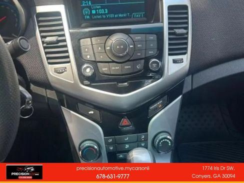 Used 2016 Chevrolet Cruze LT FWD image 15