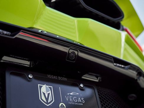 Used 2025 Lamborghini Revuelto AWD/4WD image 15
