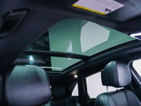 Used 2018 Porsche Macan image 27