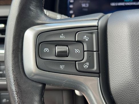 Used 2023 Chevrolet Tahoe Premier AWD/4WD image 18