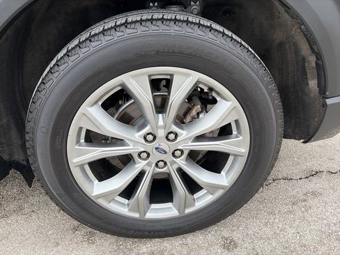 Used 2023 Ford Explorer XLT w/ Equipment Group 202A image 36