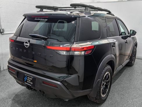 Used 2024 Nissan Pathfinder Rock Creek image 8