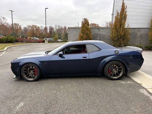 Used 2022 Dodge Challenger SRT Hellcat image 4