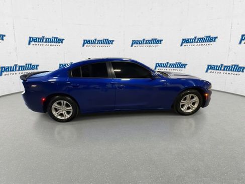 Used 2020 Dodge Charger SXT w/ Leather Interior Group image 12