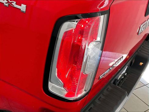 Used 2017 GMC Canyon SLE w/ SLE Convenience Package image 34