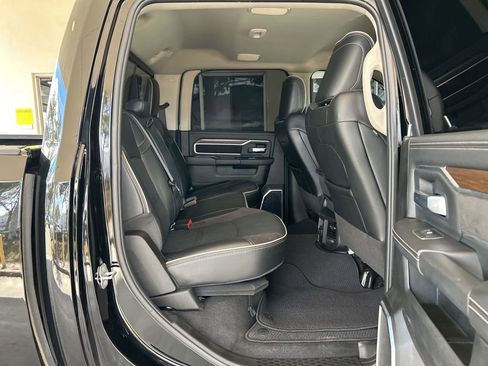 Used 2024 RAM 2500 Laramie image 28