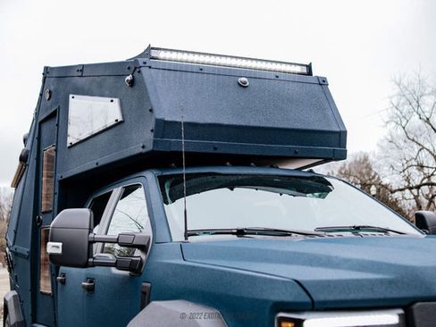 Used 2022 Ford F550 4x4 Crew Cab Super Duty w/ Power Equipment Group image 94