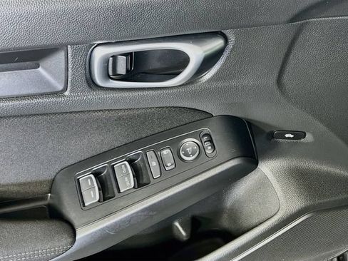 Used 2024 Honda Civic Sport image 12