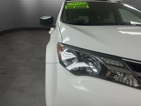 Used 2013 Toyota RAV4 LE FWD image 30