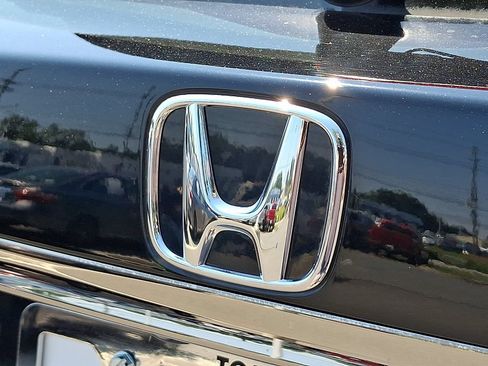 Used 2020 Honda HR-V LX image 29