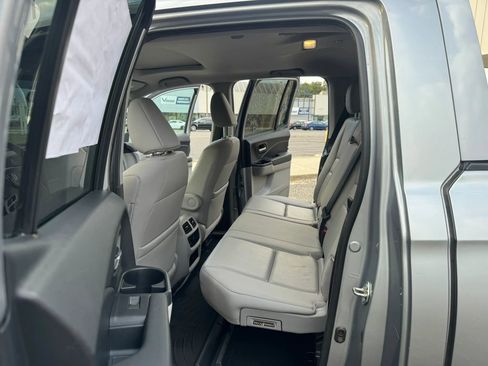 Used 2019 Honda Ridgeline RTL image 11