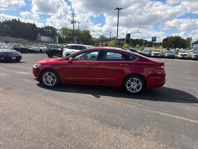 Used 2018 Ford Fusion SE w/ Fusion SE Technology Package FWD image 41