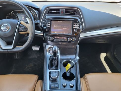 Used 2016 Nissan Maxima SR image 17