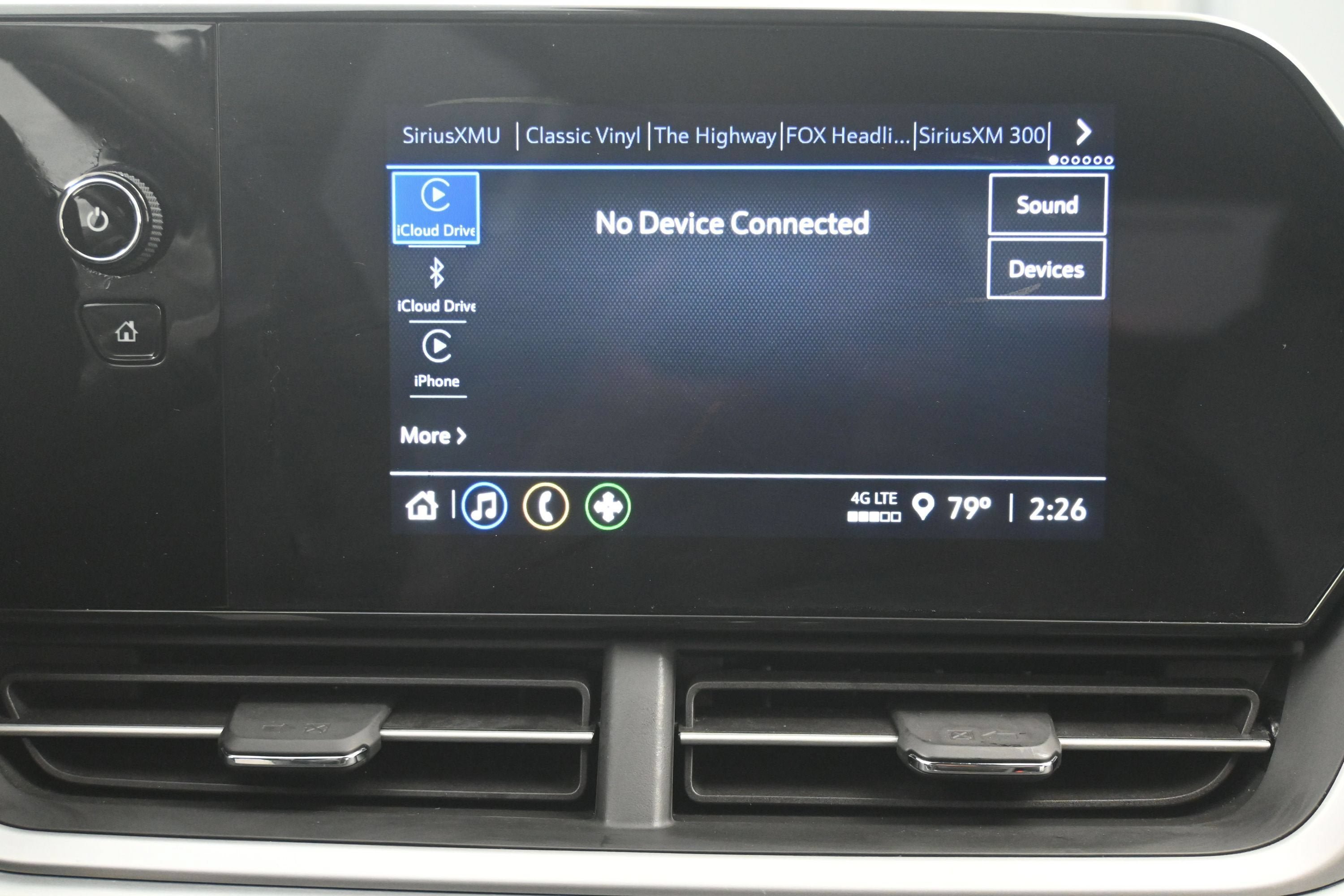 Certified 2025 Chevrolet Trax LS w/ LS Convenience Package FWD image 16