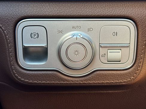 Used 2024 Mercedes-Benz GLE 350 GLE 350 image 32