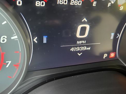 Used 2021 Chevrolet Camaro SS RWD image 31