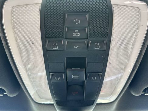 Used 2014 Mercedes-Benz C 250 Sedan image 24