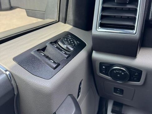 Used 2016 Ford F150 XLT w/ Equipment Group 302A Luxury image 12