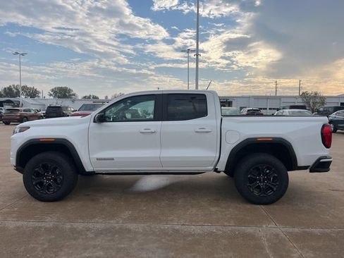 New 2025 GMC Canyon Elevation w/ Convenience Package image 10