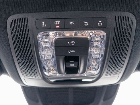 Used 2024 Mercedes-Benz GLE 450e 4MATIC image 23