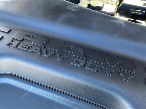 Used 2024 RAM 2500 Big Horn image 32