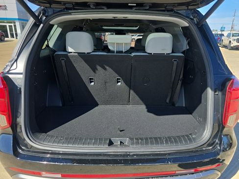 Used 2024 Hyundai Palisade SEL w/ Premium Package image 13