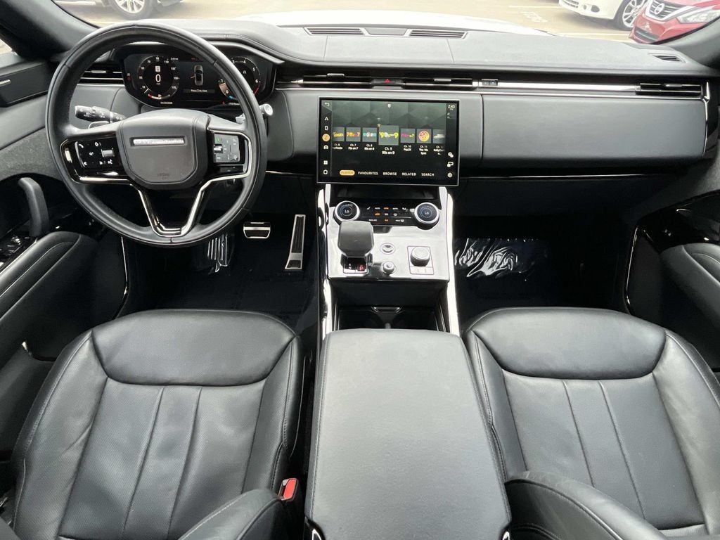Used 2023 Land Rover Range Rover Sport SE Dynamic AWD/4WD image 9