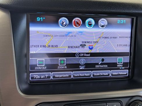 Used 2018 GMC Yukon Denali RWD image 9