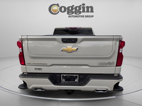 New 2026 Chevrolet Silverado 1500 High Country image 3