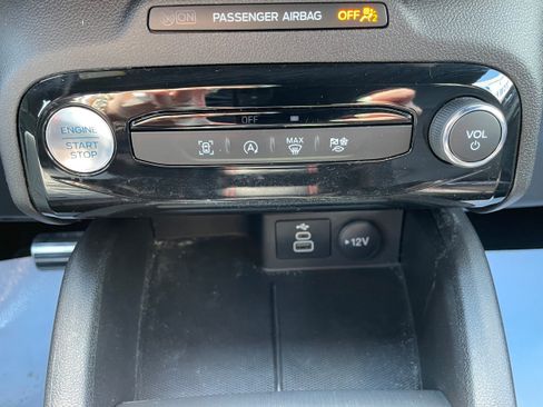 Certified 2024 Ford Escape ST-Line w/ Tech Pack #1 AWD/4WD image 22