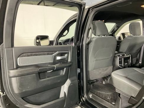 Used 2021 RAM 2500 Big Horn w/ Level 2 Equipment Group AWD/4WD image 32