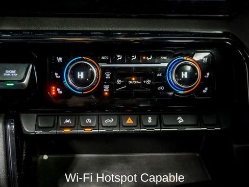 Used 2022 GMC Sierra 1500 AT4 w/ AT4 Preferred Package image 19