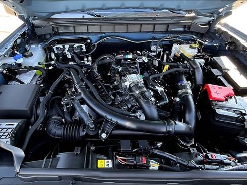 New 2025 Ford Bronco Outer Banks image 11