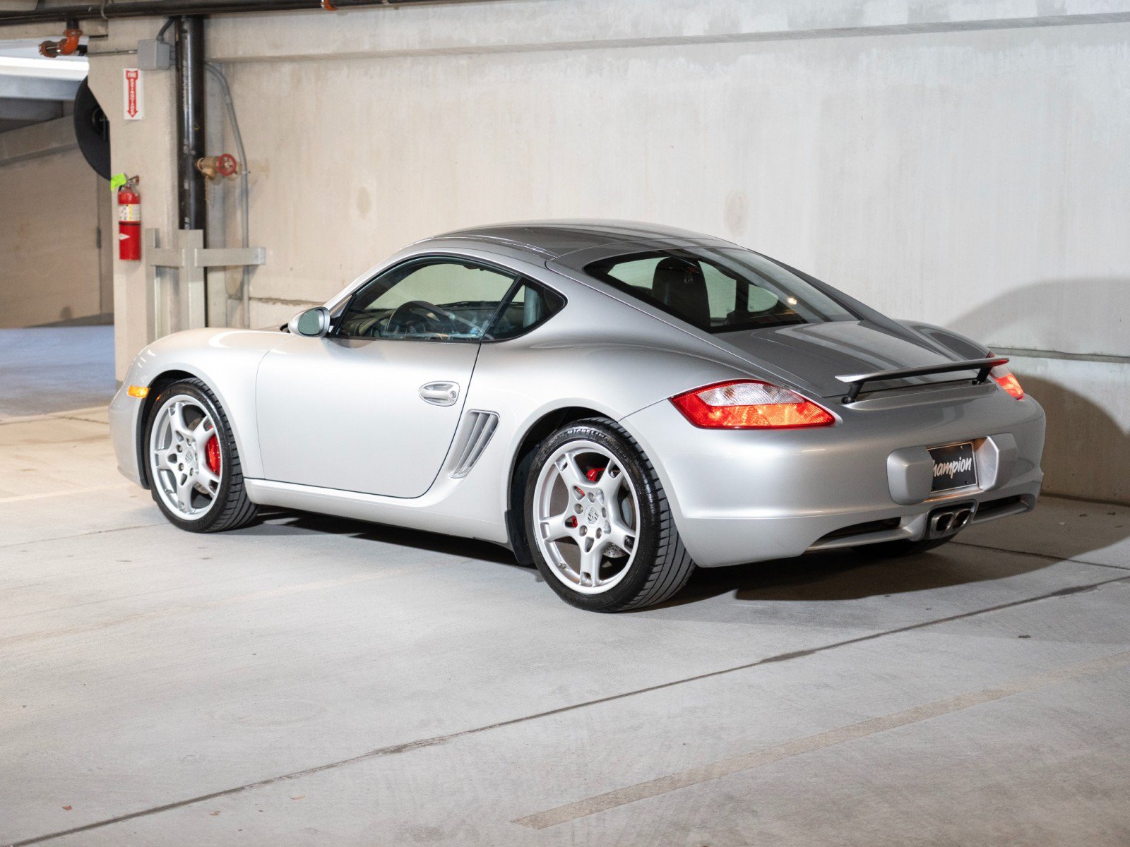 Used 2006 Porsche Cayman S RWD image 3