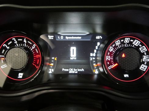 Used 2017 Dodge Challenger R/T Plus RWD image 16