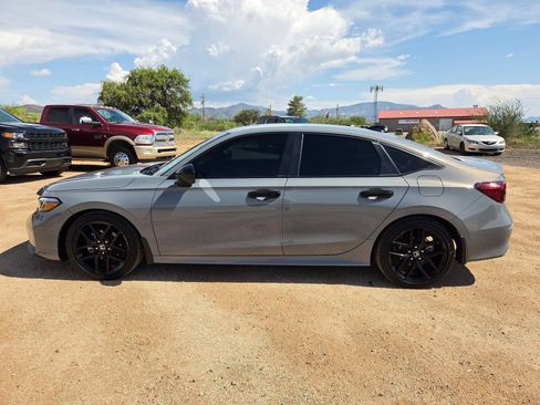 Used 2025 Honda Civic Sport image 8