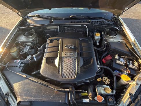 Used 2008 Subaru Outback 3.0R L.L. Bean image 19