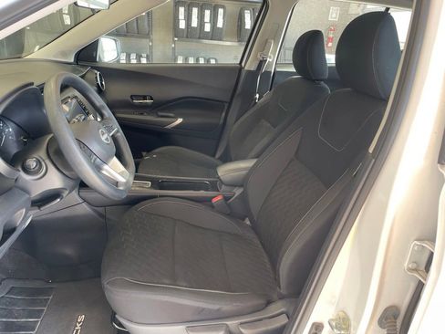 Certified 2024 Nissan Kicks SV FWD image 10