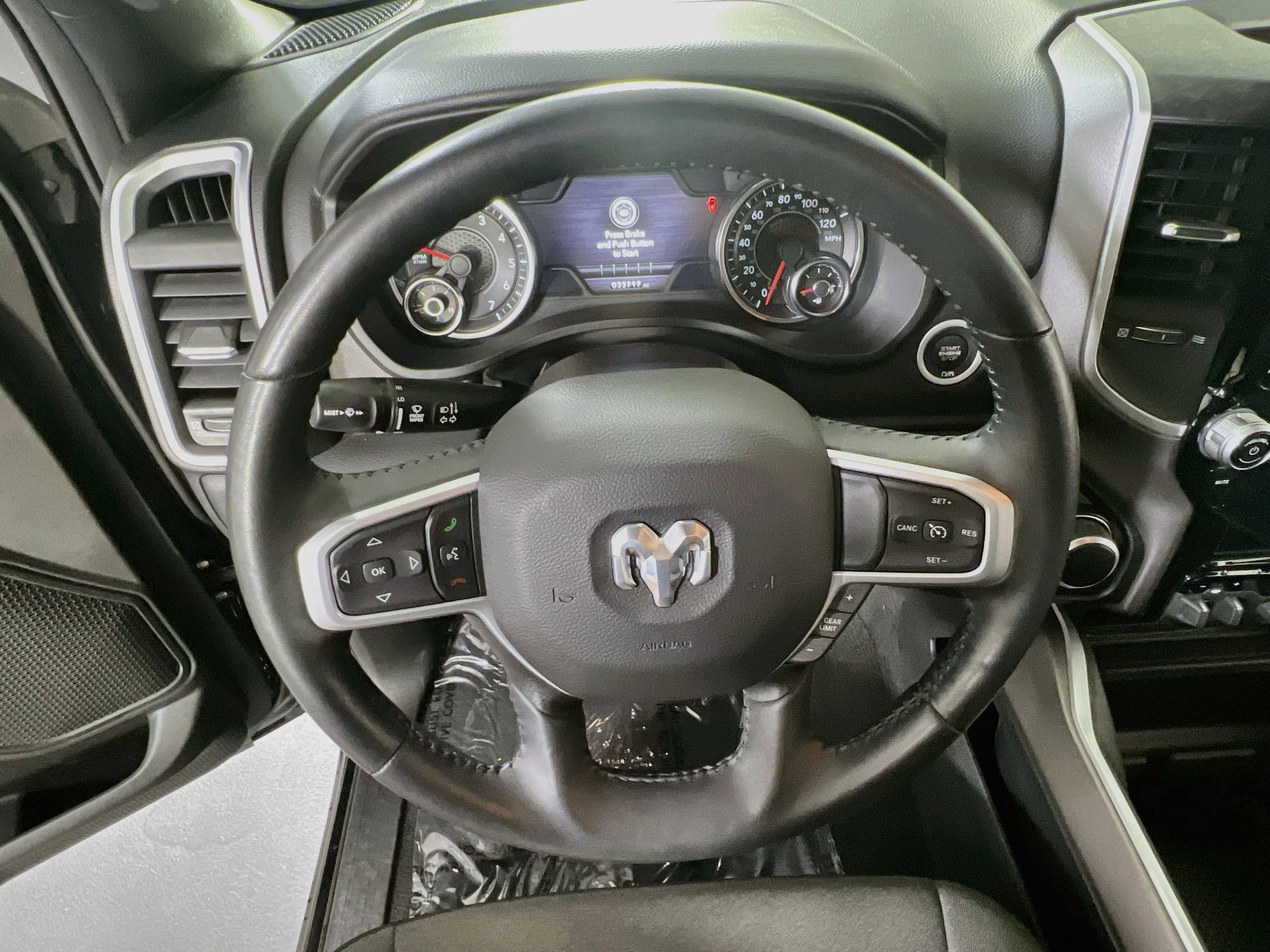 Used 2023 RAM 1500 Big Horn AWD/4WD image 11