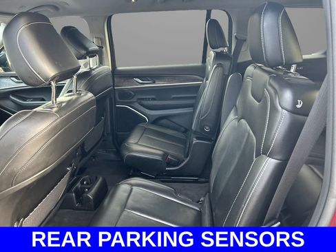 Used 2022 Jeep Grand Cherokee L Limited image 10