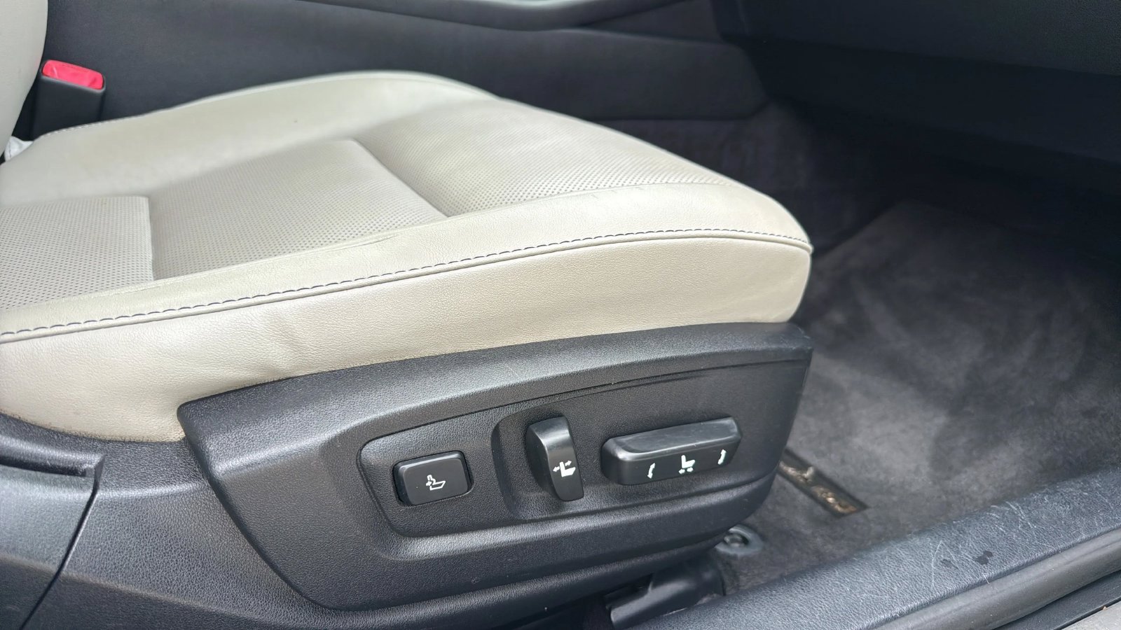 Used 2015 Lexus ES 350 w/ Premium Package FWD image 24