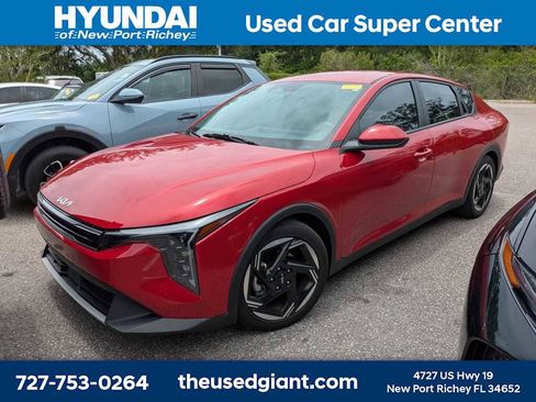 Used 2025 Kia K4 EX FWD image 1