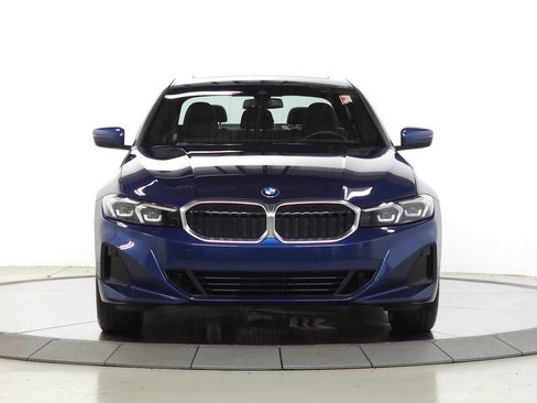 Used 2024 BMW 330i xDrive Sedan w/ Premium Package AWD/4WD image 2